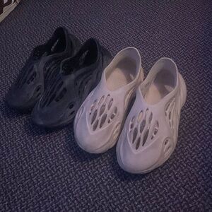 Yeezy foam runners tan and black